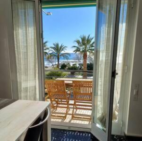 Rivamare 3 Bilocale Fronte Mare